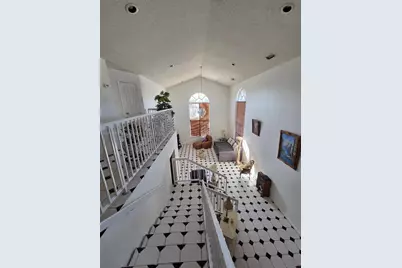 1341 E 8th Ave, Hialeah, FL 33010 - Photo 10