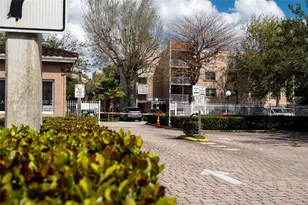 8421 NW 8th St, Miami, FL 33126 - Photo 34