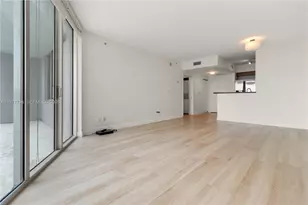 325 S Biscayne Blvd, Miami, FL 33131 - Photo 2