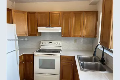 2244 Madison St #3, Hollywood, FL 33020 - Photo 2