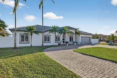 16422 SW 281st St, Homestead, FL 33033 - Photo 2