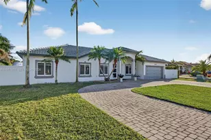 16422 SW 281st St, Homestead, FL 33033 - Photo 2