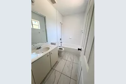 972 SW 6th Ave, Florida City, FL 33034 - Photo 20