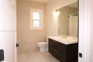 640 NE 71st St, Miami, FL 33138 - Photo 8