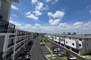 8001 NW 41st St, Doral, FL 33168 - Photo 32