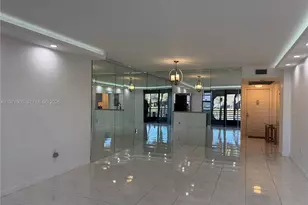 1101 Colony Point Cir, Pembroke Pines, FL 33026 - Photo 4