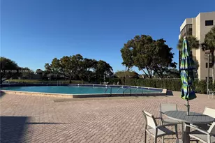 1101 Colony Point Cir, Pembroke Pines, FL 33026 - Photo 48