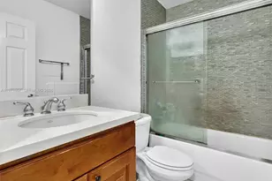 21 SE 3rd Ave, Hallandale Beach, FL 33009 - Photo 18