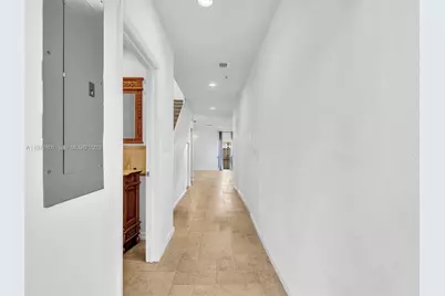 21 SE 3rd Ave, Hallandale Beach, FL 33009 - Photo 2