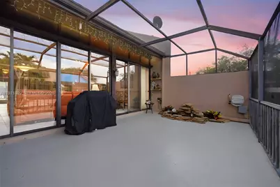 12399 NW 11th St, Pembroke Pines, FL 33026 - Photo 20