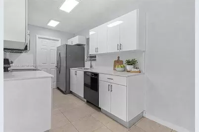 15115 SW 304th Ter, Homestead, FL 33033 - Photo 6