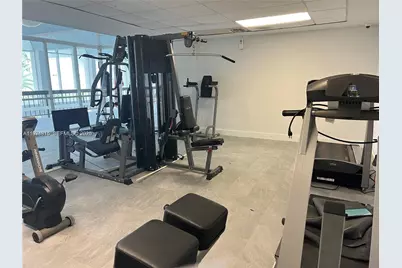 498 NW 165th St Rd #D-202, Miami, FL 33169 - Photo 18