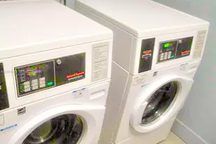 498 NW 165th St Rd, Miami, FL 33169 - Photo 12