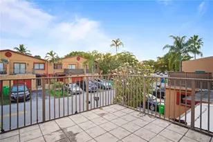 8011 NW 27th Pl, Sunrise, FL 33322 - Photo 20