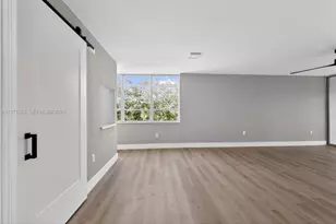 9420 Tangerine Pl, Davie, FL 33324 - Photo 4