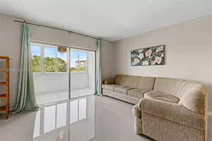 4200 Hillcrest Dr, Hollywood, FL 33021 - Photo 4