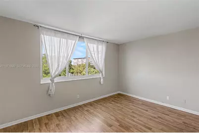 4200 Hillcrest Dr #406, Hollywood, FL 33021 - Photo 18