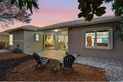 12846 NW 18th Ct, Pembroke Pines, FL 33028 - Photo 24