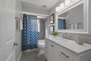 12846 NW 18th Ct, Pembroke Pines, FL 33028 - Photo 20