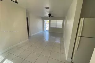 240 NE 23rd St, Pompano Beach, FL 33060 - Photo 16