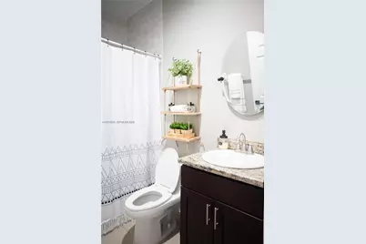 7941 Catalina Cir #7941, Tamarac, FL 33321 - Photo 14