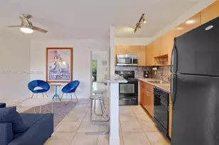 1777 Venice Ln, North Miami, FL 33181 - Photo 6