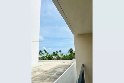 2625 Collins Ave #415, Miami Beach, FL 33140 - Photo 24