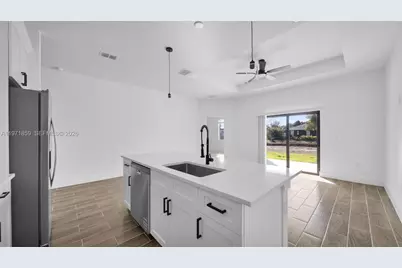 4989 Fairway Ct #4989, Lehigh Acres, FL 33973 - Photo 16