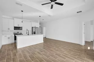 4989 Fairway Ct, Lehigh Acres, FL 33973 - Photo 18