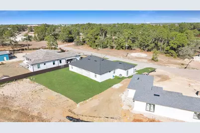 4989 Fairway Ct #4989, Lehigh Acres, FL 33973 - Photo 4