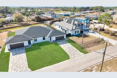 4991 Fairway Ct #4991, Lehigh Acres, FL 33973 - Photo 2