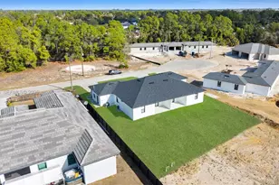 4991 Fairway Ct, Lehigh Acres, FL 33973 - Photo 4