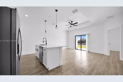 4991 Fairway Ct #4991, Lehigh Acres, FL 33973 - Photo 14