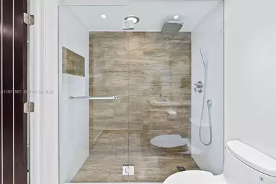 650 West Ave #1401, Miami Beach, FL 33139 - Photo 28