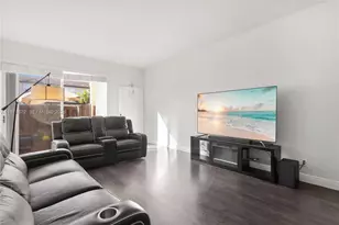 9581 SW 3rd St, Pembroke Pines, FL 33025 - Photo 6