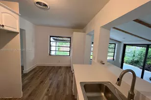 14825 Garden Dr, Miami, FL 33168 - Photo 8