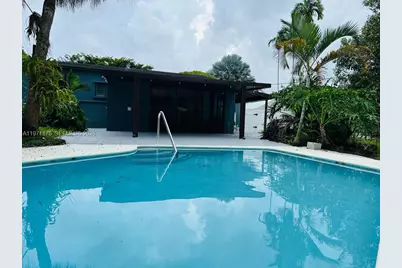 14825 Garden Dr, Miami, FL 33168 - Photo 16