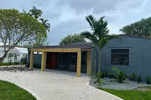 14825 Garden Dr, Miami, FL 33168 - Photo 2