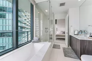 480 NE 31st St, Miami, FL 33137 - Photo 12