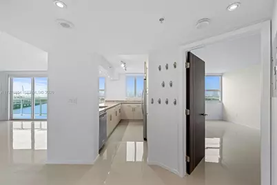 650 West Ave #1401, Miami Beach, FL 33139 - Photo 36