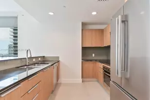 1050 Brickell Ave, Miami, FL 33131 - Photo 2