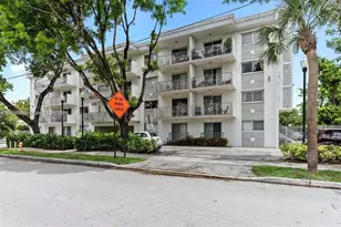 445 SW 11th St, Miami, FL 33130 - Photo 2