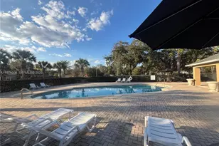 330 Carina Cir, Sanford, FL 32773 - Photo 4