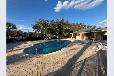 330 Carina Cir, Sanford, FL 32773 - Photo 12