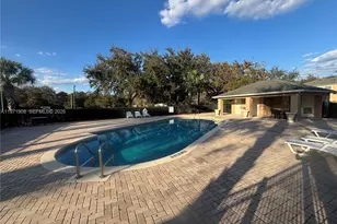 330 Carina Cir, Sanford, FL 32773 - Photo 12