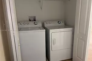 330 Carina Cir, Sanford, FL 32773 - Photo 16