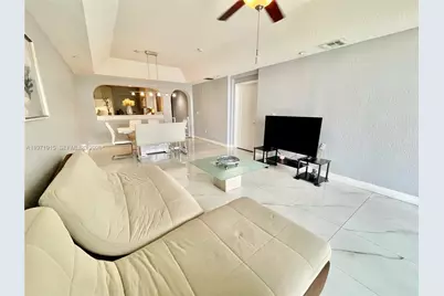 10710 NW 66th St #212, Doral, FL 33178 - Photo 6