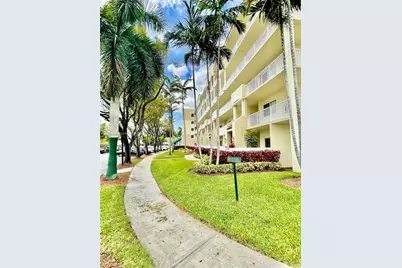 10710 NW 66th St #212, Doral, FL 33178 - Photo 46