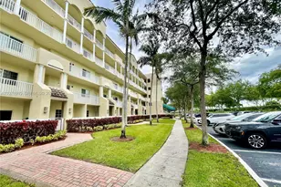 10710 NW 66th St, Doral, FL 33178 - Photo 44