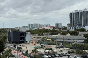 7501 E Treasure Dr, North Bay Village, FL 33141 - Photo 30